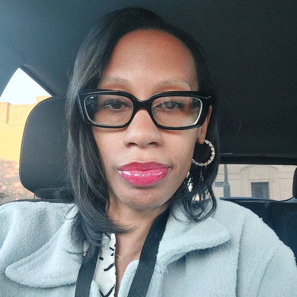 Meet your Posher, Wendy - Picture 9 of 10